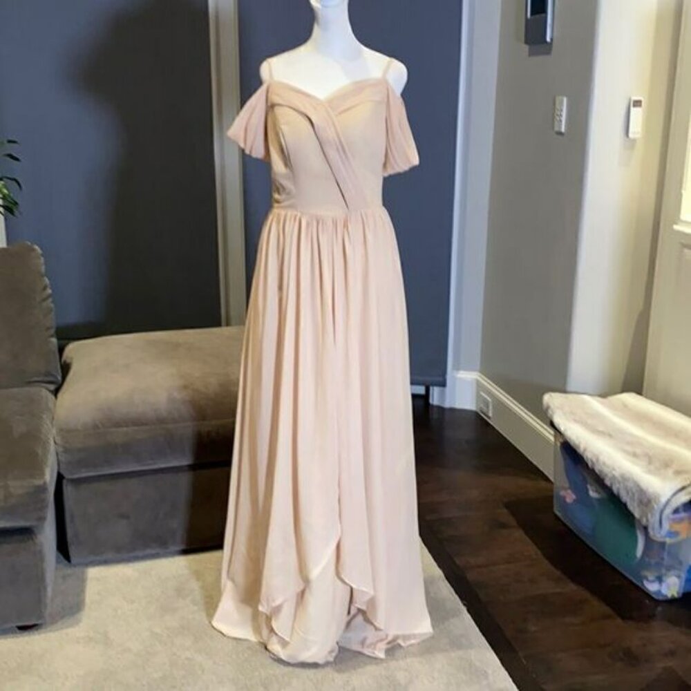Women’s Chiffon Off the Shoulder Formal Gown Medium NWOT